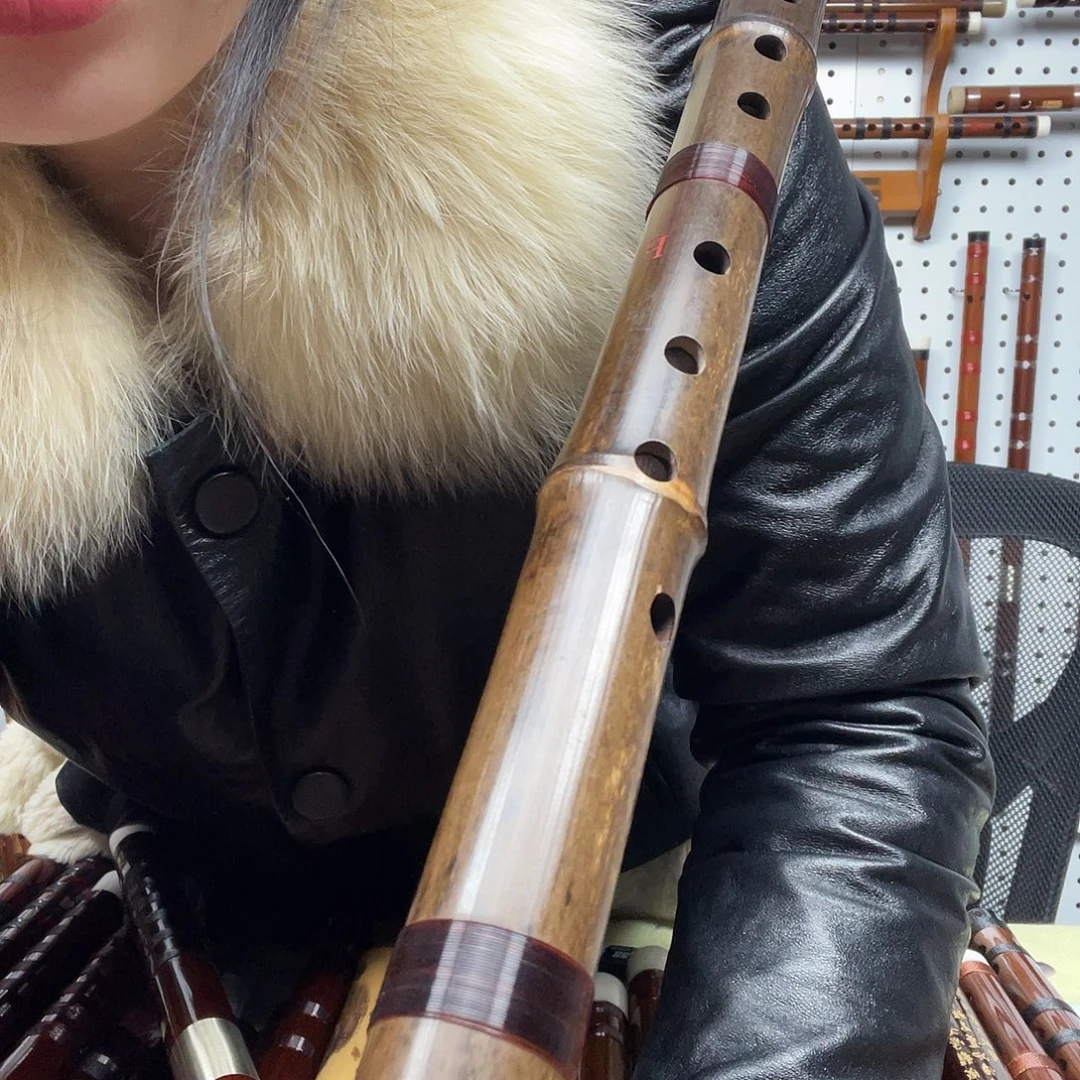 苦竹库存放漏笛箫