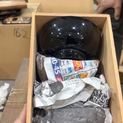 炎少瓷器欢迎大家前来选购扒**妹