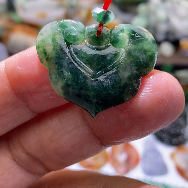 定制翡翠未镶嵌毛货