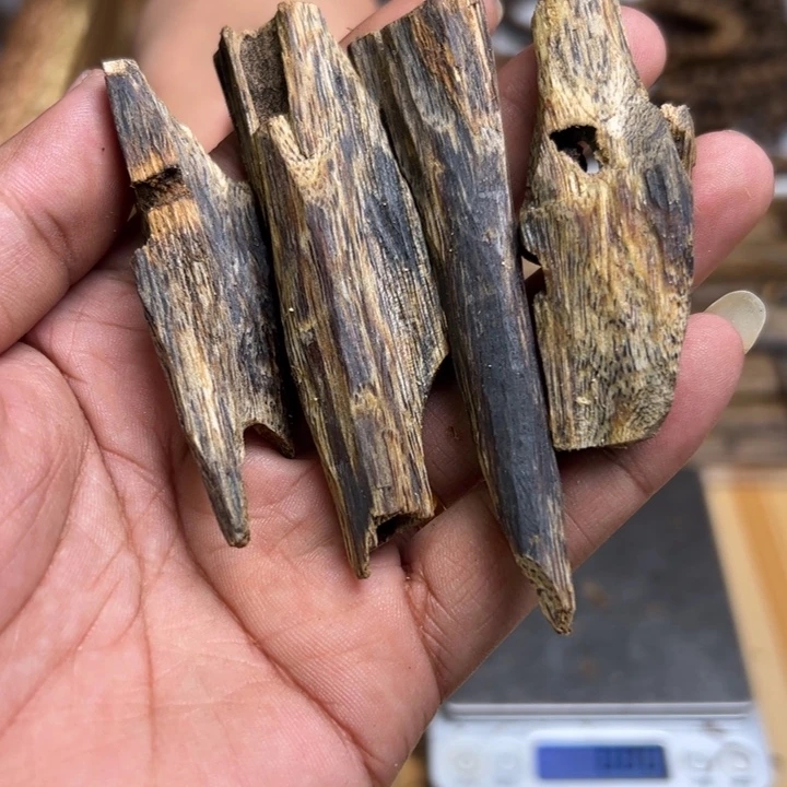 沉香沉香碎屑20克