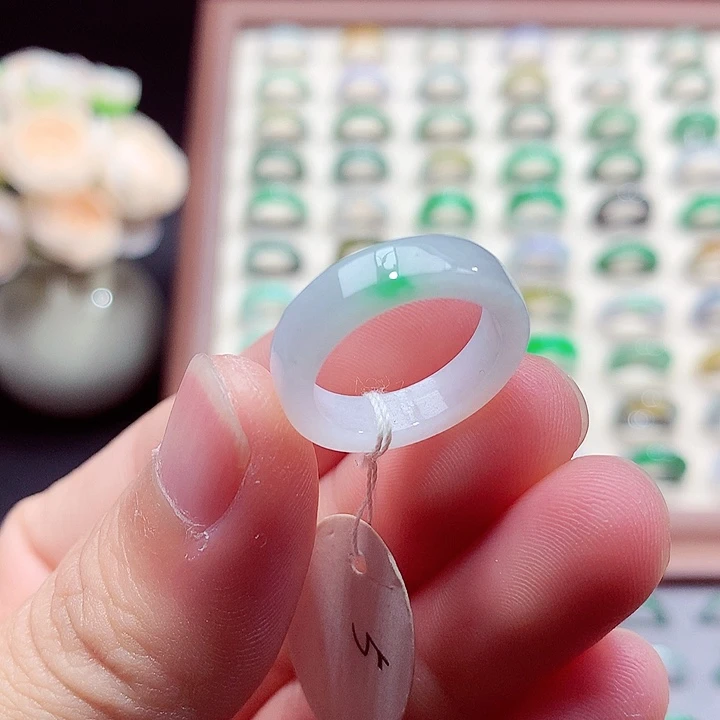 翡翠未镶嵌戒指11号