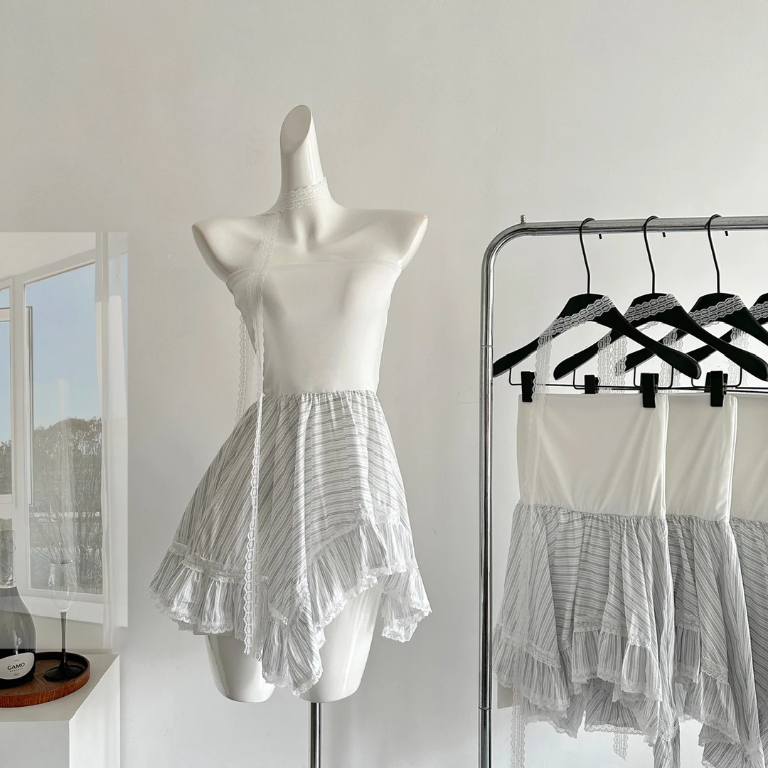 设计感不规则抹胸半裙两穿女春花边拼接高级感上衣