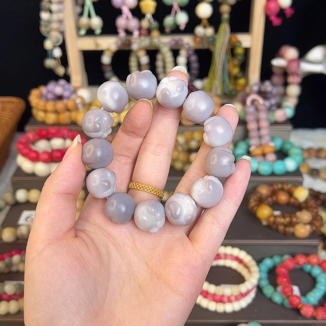 菩提手串。      ，