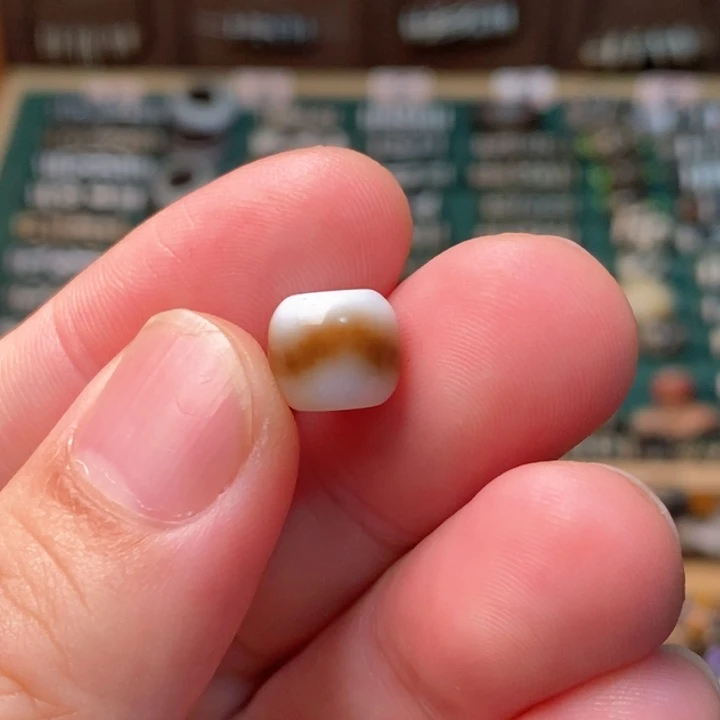 未镶嵌玛瑙/玉髓珠宝半成品