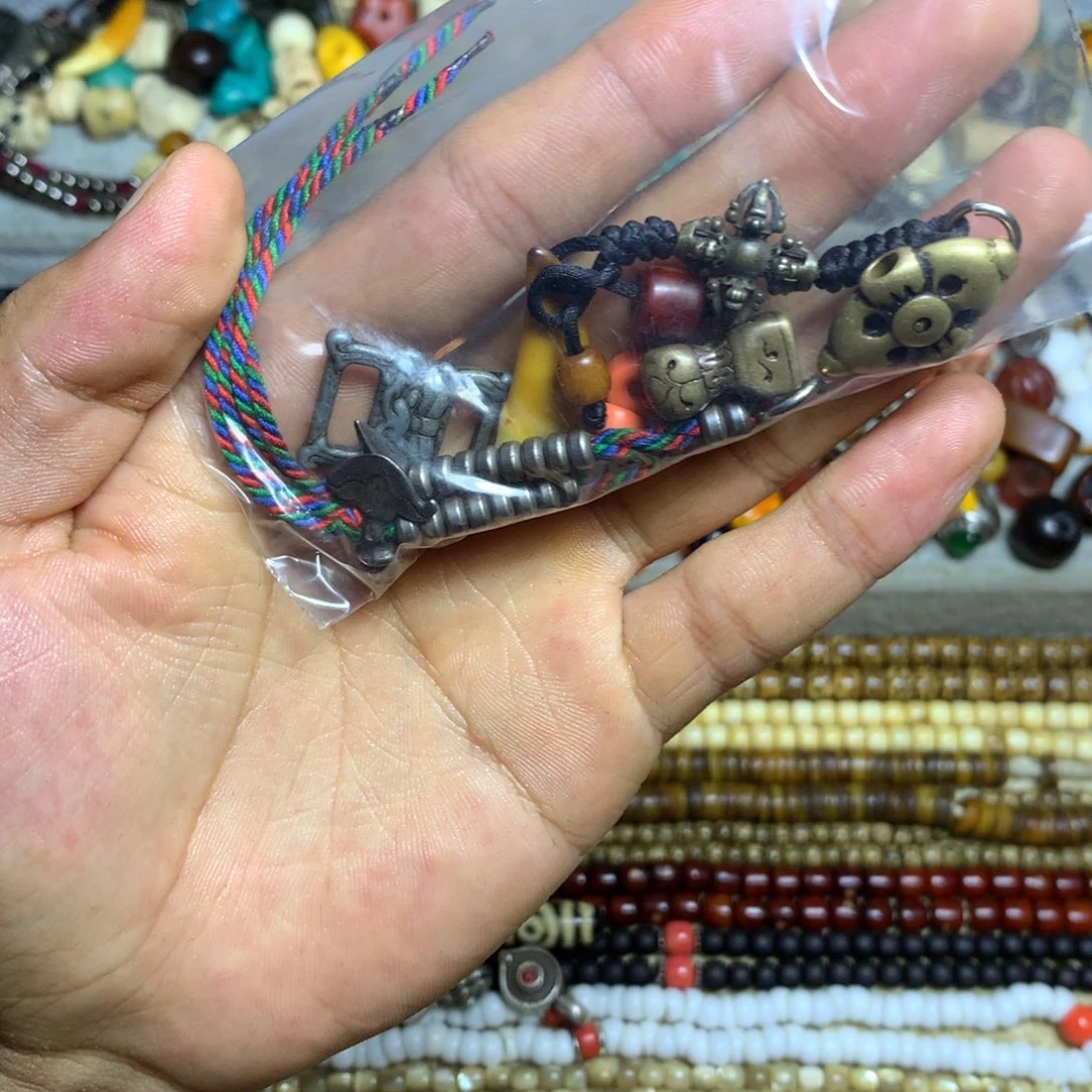 泥塑八***店我的人都是因为