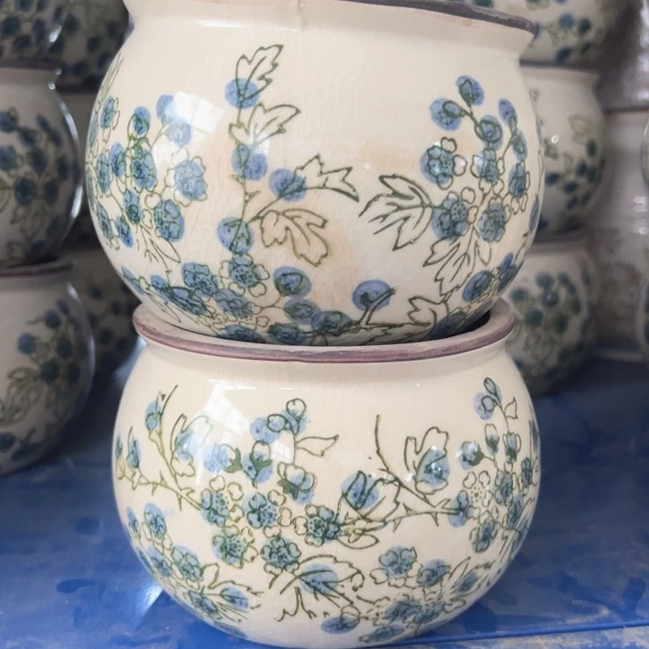 2个微瑕有孔高度9内口11