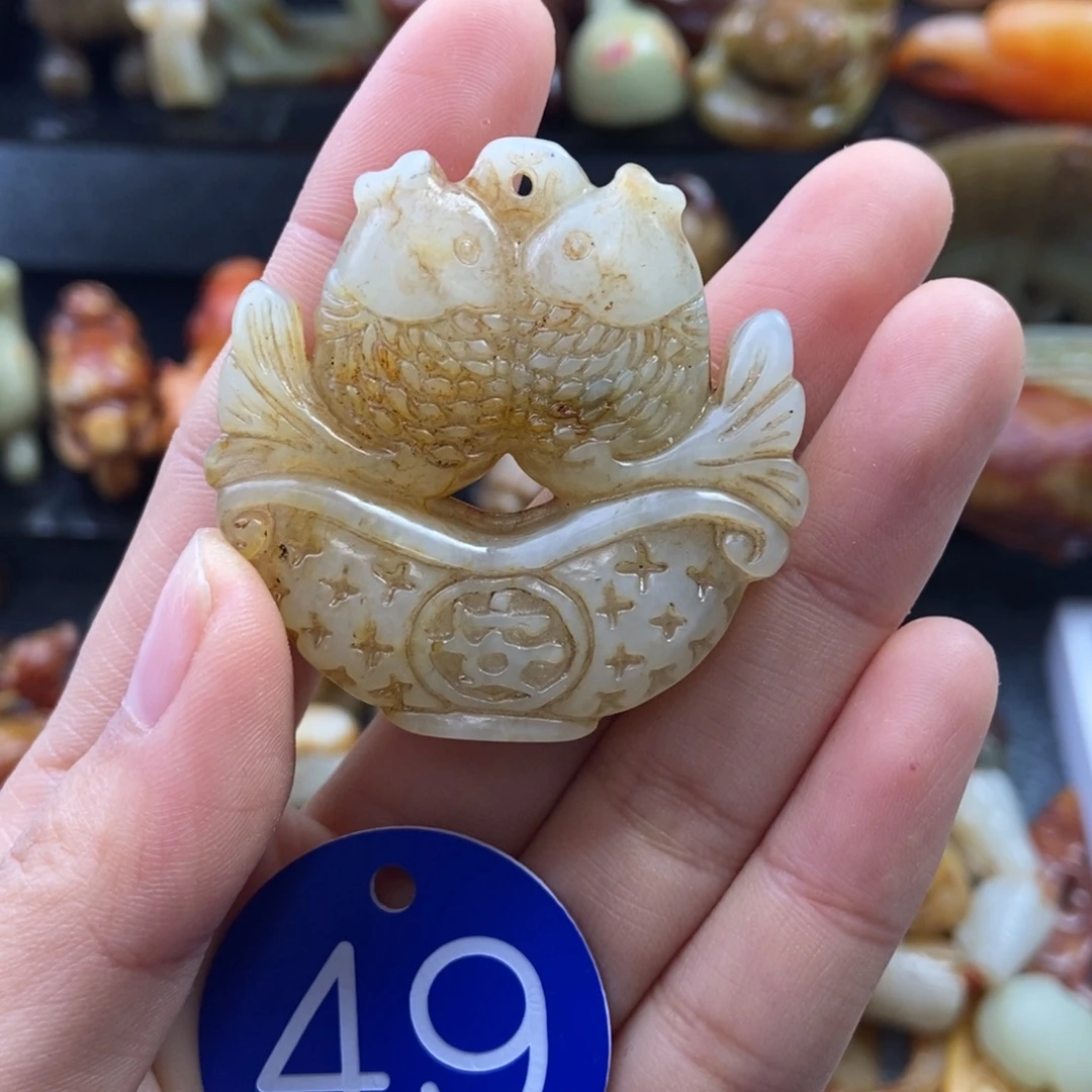 和田玉（糖玉）未镶嵌颈饰