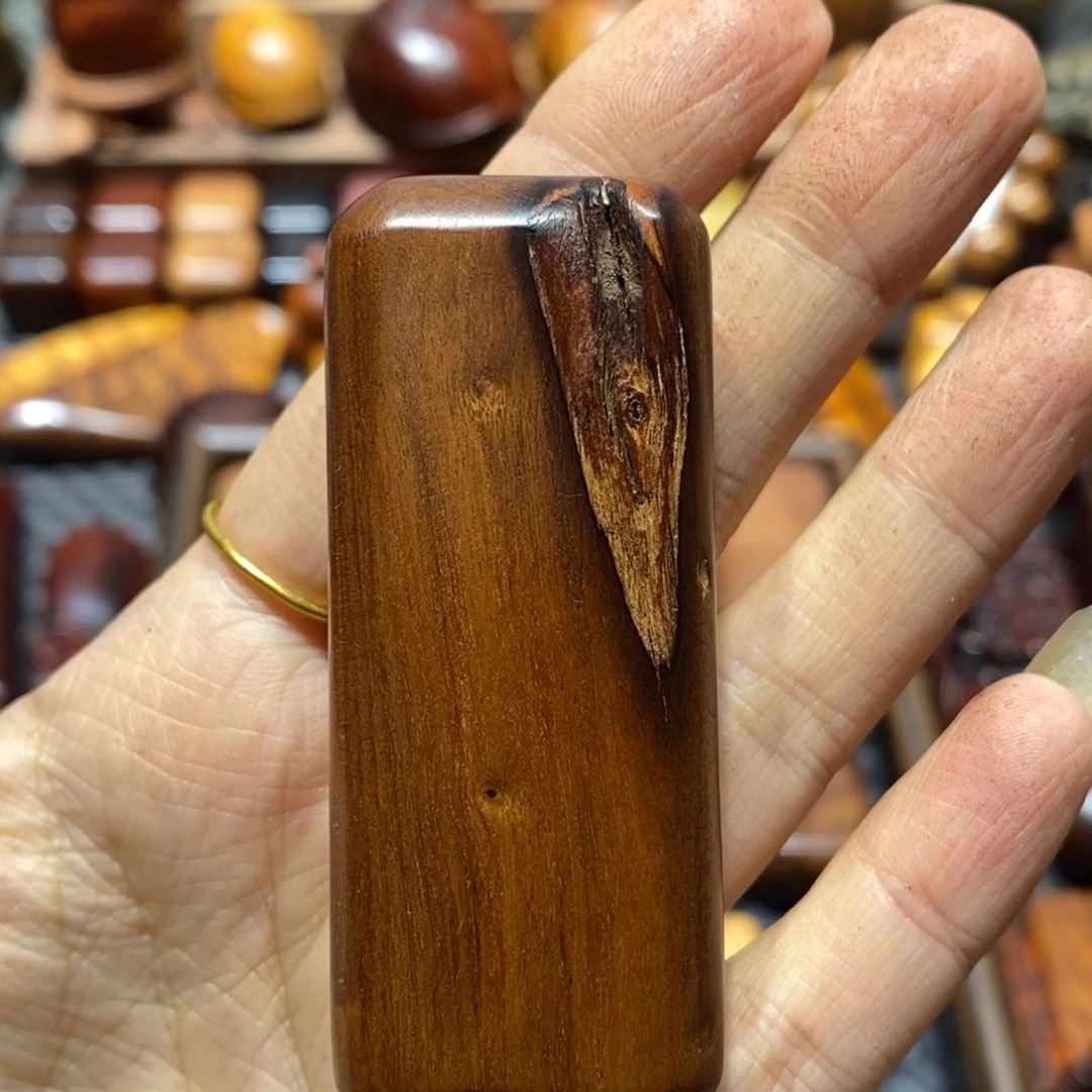 *****木枣木瑕疵木块一个