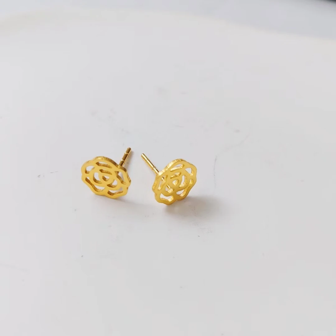 足金999 花花镂空耳钉