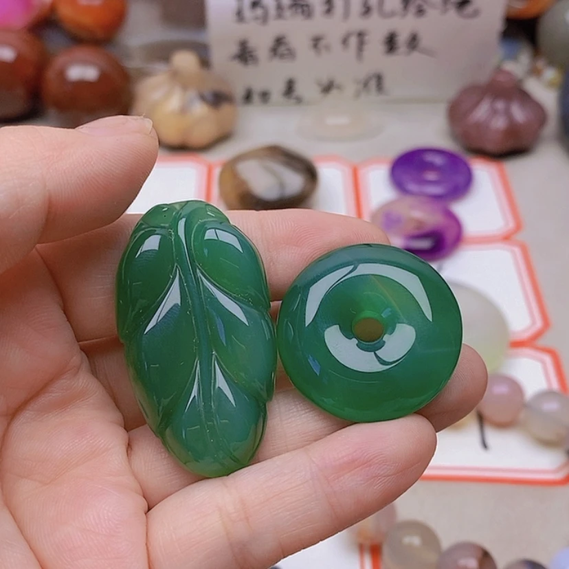 【闪购商品】未镶嵌玛瑙/玉髓珠宝半成品依****绣