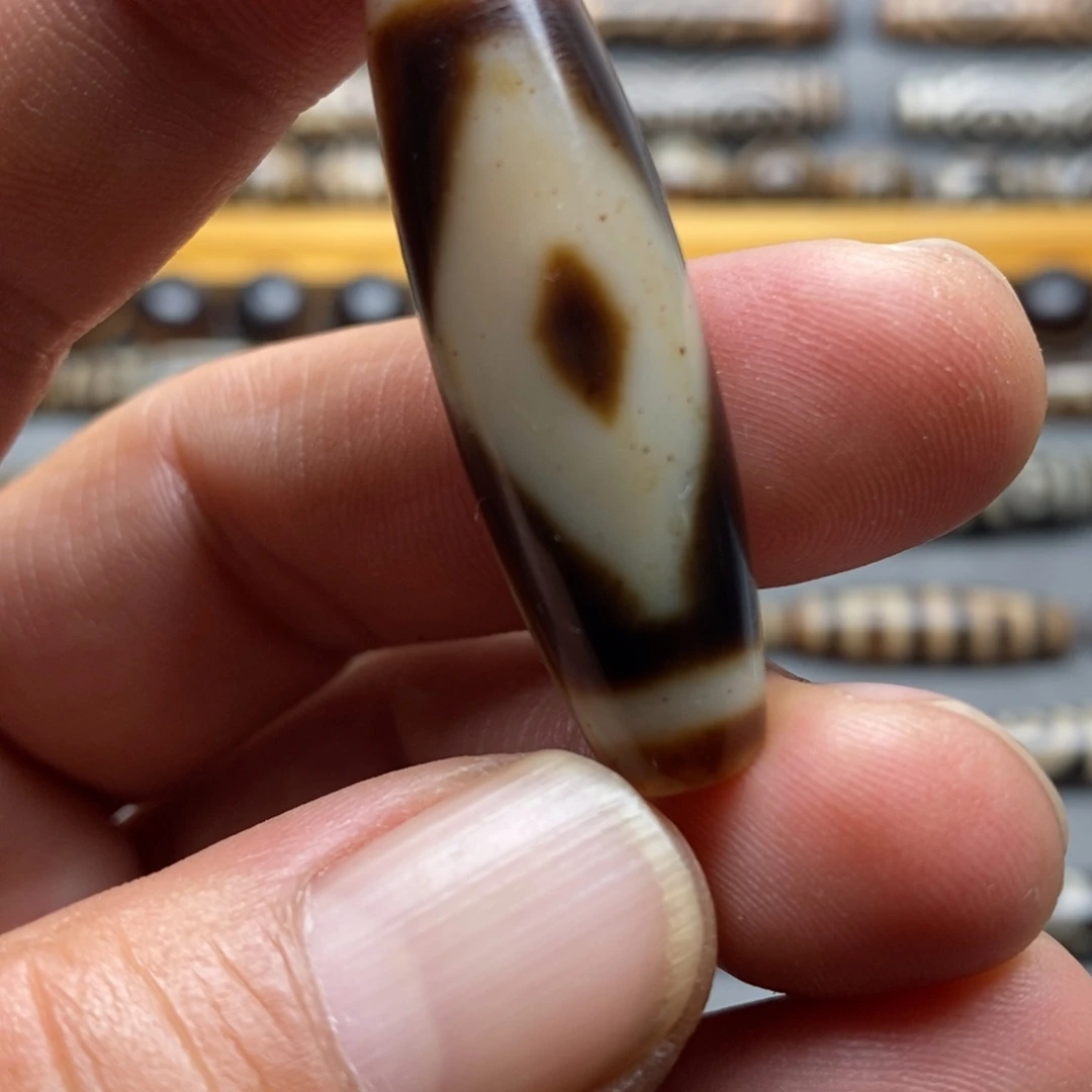 洋****玛瑙/玉髓合金颈饰