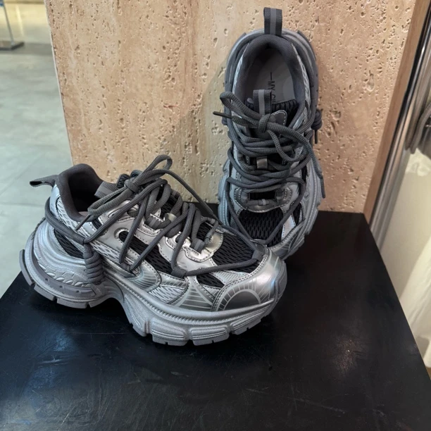 25157新宠儿女装休闲老爹鞋