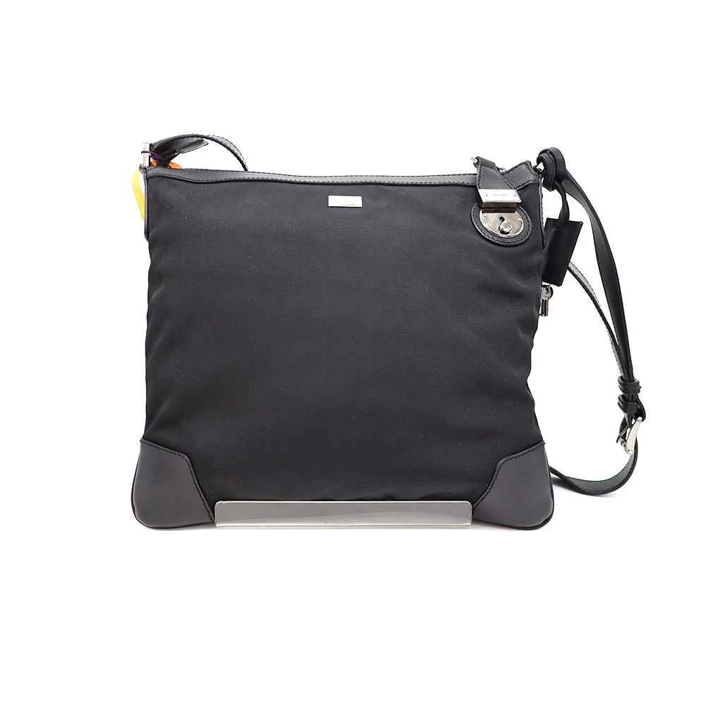 95新 GUCCI/古驰 97新闲置经典黑银锁扣单肩斜挎包33*30/50206