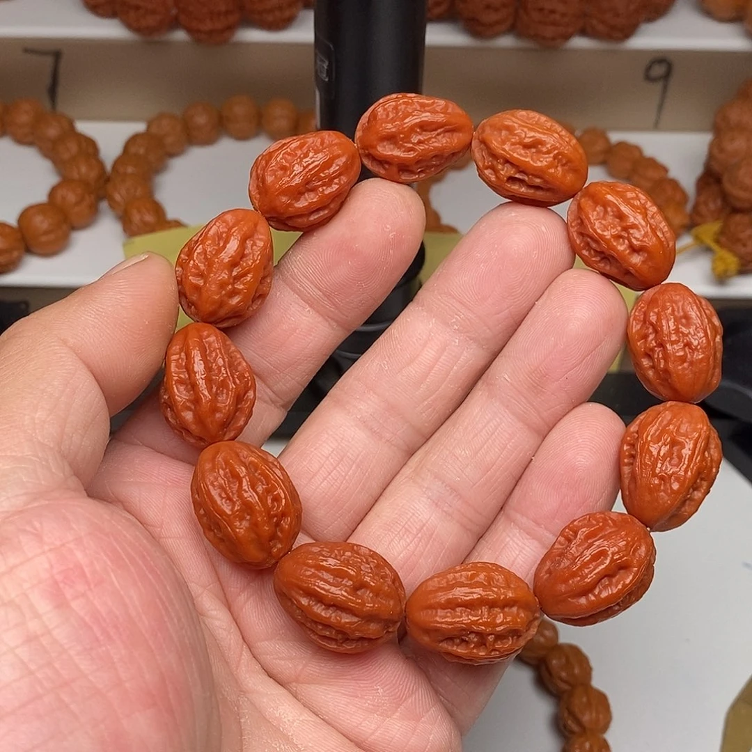 @***嘎木质文玩核桃1.7大枣