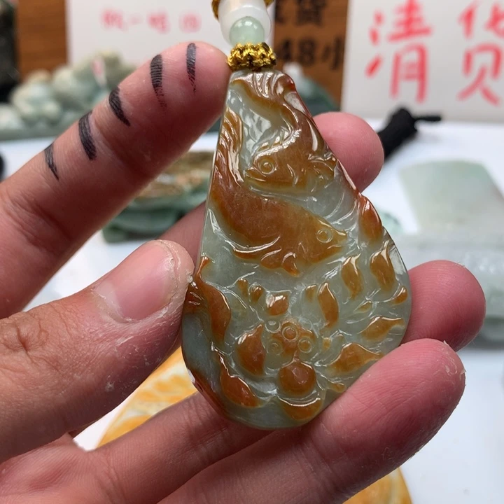 翡翠未镶嵌颈饰保真天然a货翡翠