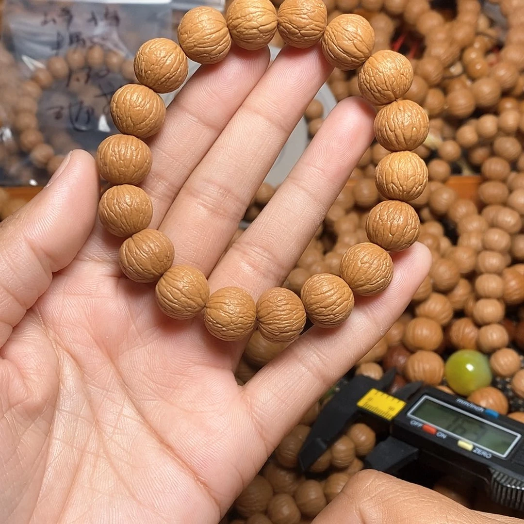 猴头核桃吊坠?****˗凤羽1.43尺寸