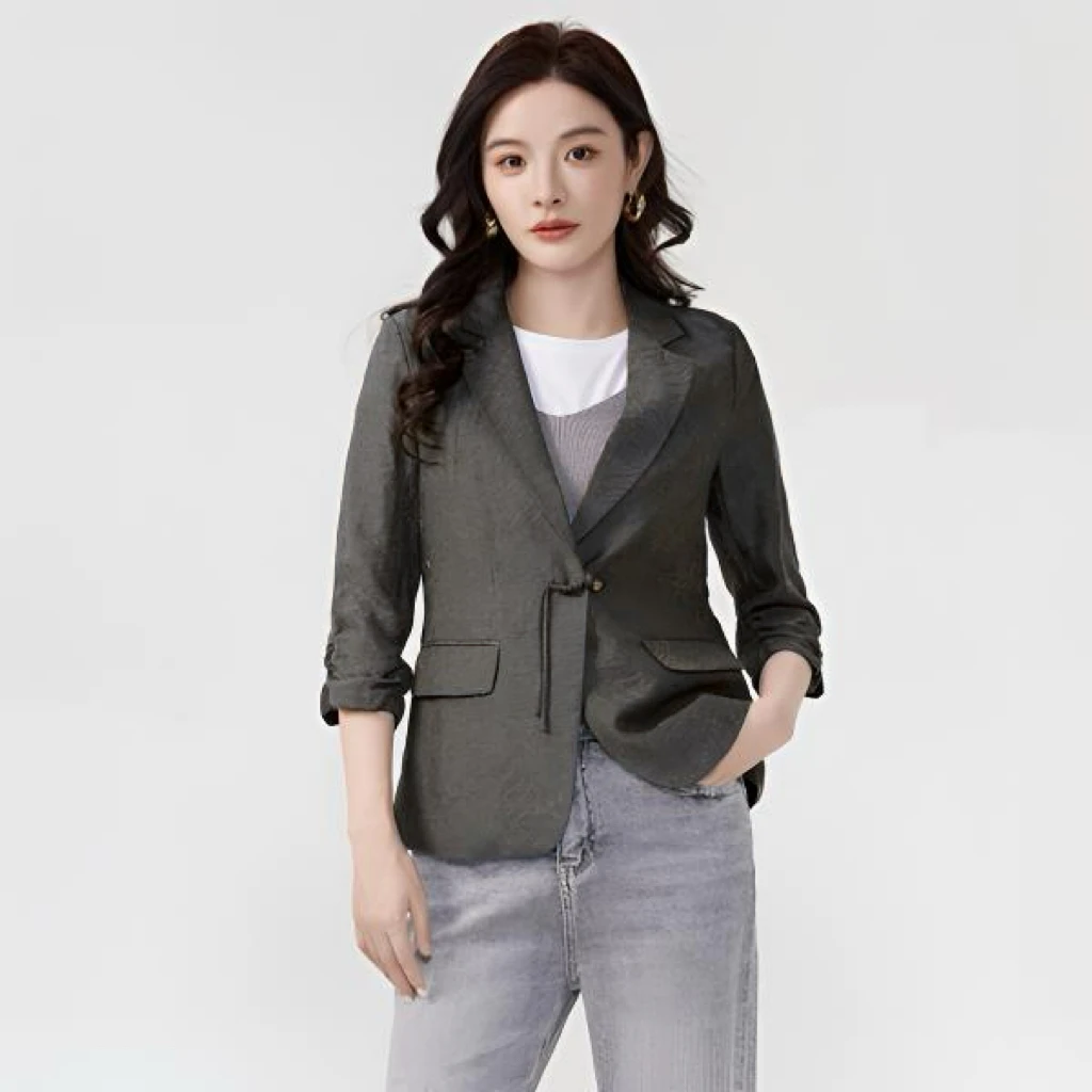 JIRUIMAN/吉瑞曼春装时尚提花盘扣通勤气质西服外套W133