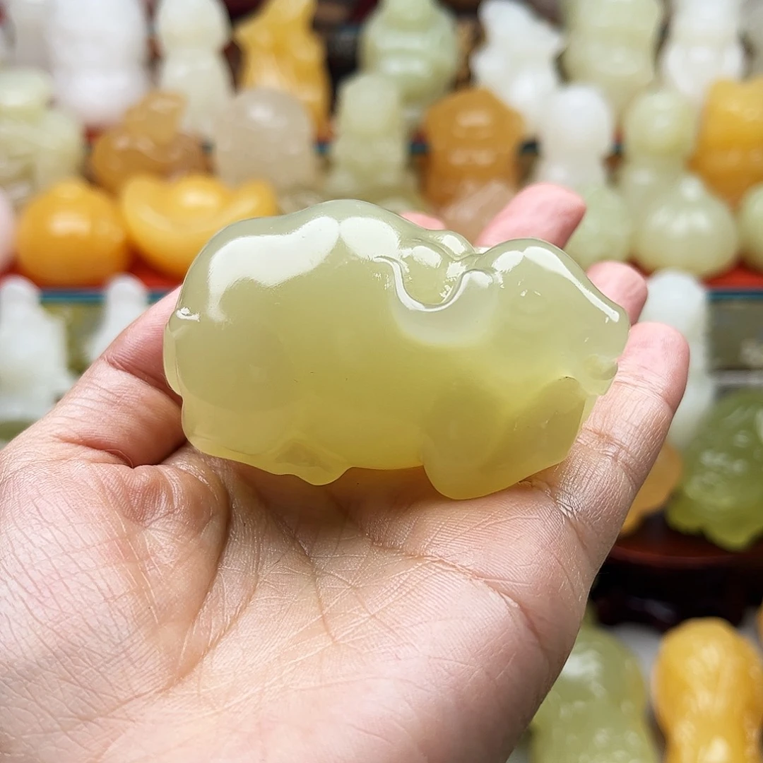 永***路石材牛牛首吧摆件