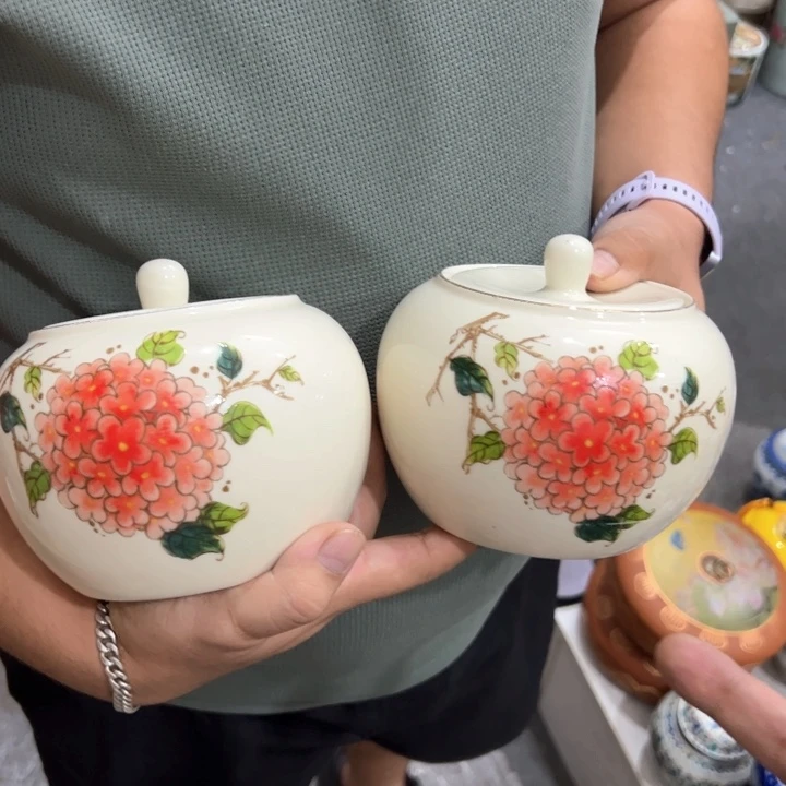 瑕疵福利品陶瓷茶叶罐介意勿拍