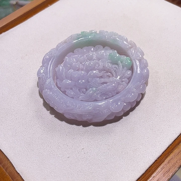 翡翠手镯未镶嵌翡翠手镯