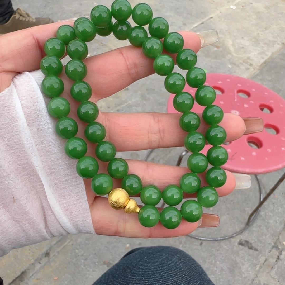 和田玉未镶嵌颈饰粉绿卡10