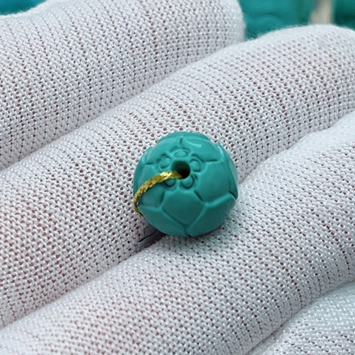 绿松石未镶嵌珠宝