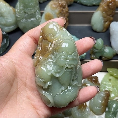 和田玉未镶嵌颈饰追***彪