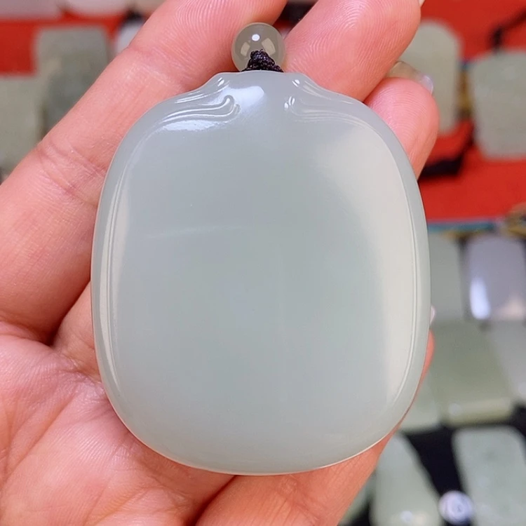 【闪购商品】颈饰未镶嵌和田玉