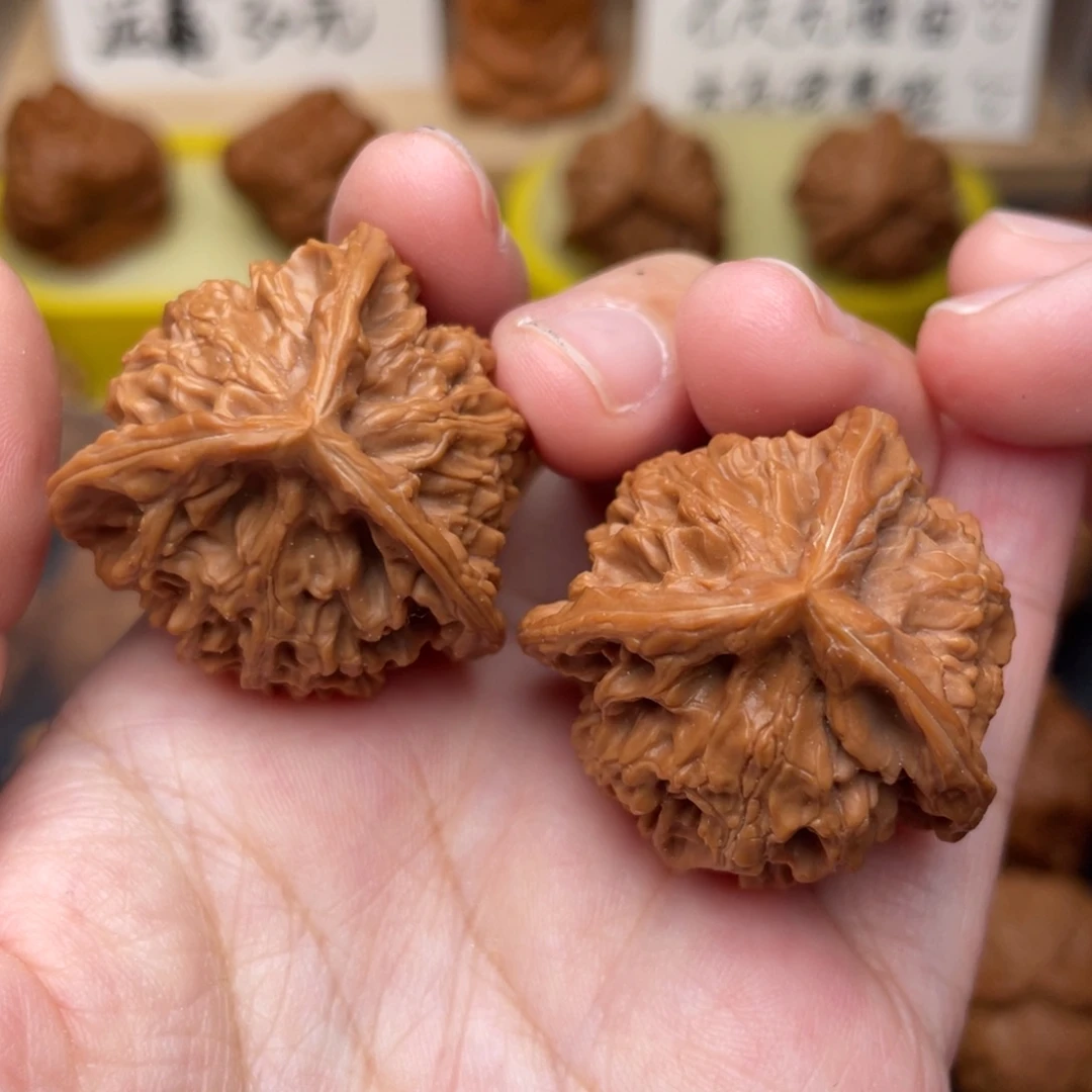 A***ღ文玩核桃把件三棱34