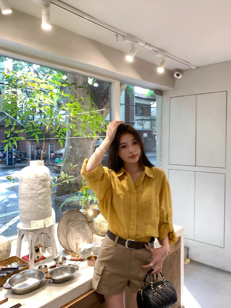 高智感老钱轻松亚麻袖袢衬衫女夏季新款短款设计感精致上衣