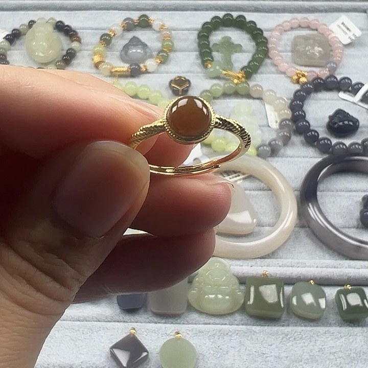 和田玉未镶嵌珠宝半成品