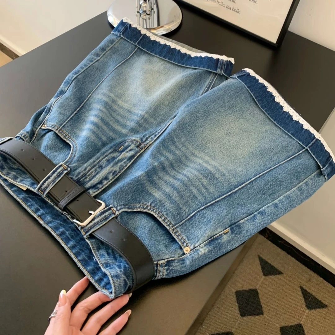 蕾丝花边拼接卷边牛仔短裤女2025夏季新款宽松遮肉显瘦阔腿热裤子