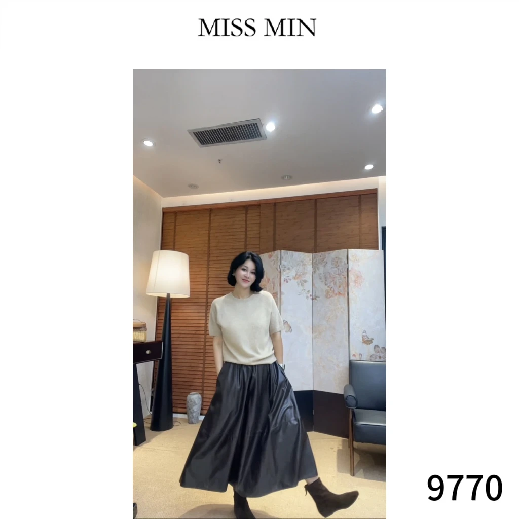 MISS MIN【软糖】短袖针织衫复古清冷系衣服通勤显示百搭上衣 9770