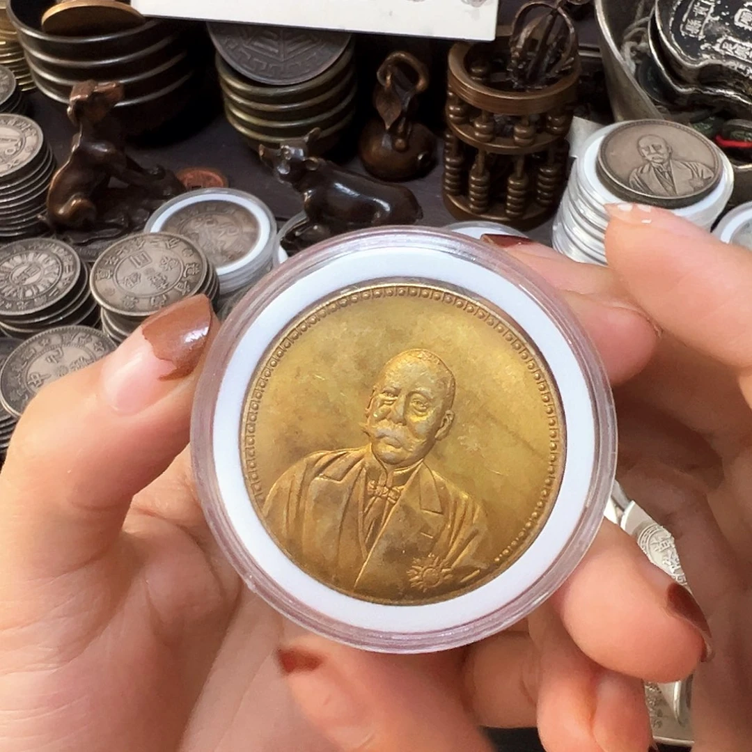 金属复古风格摆件