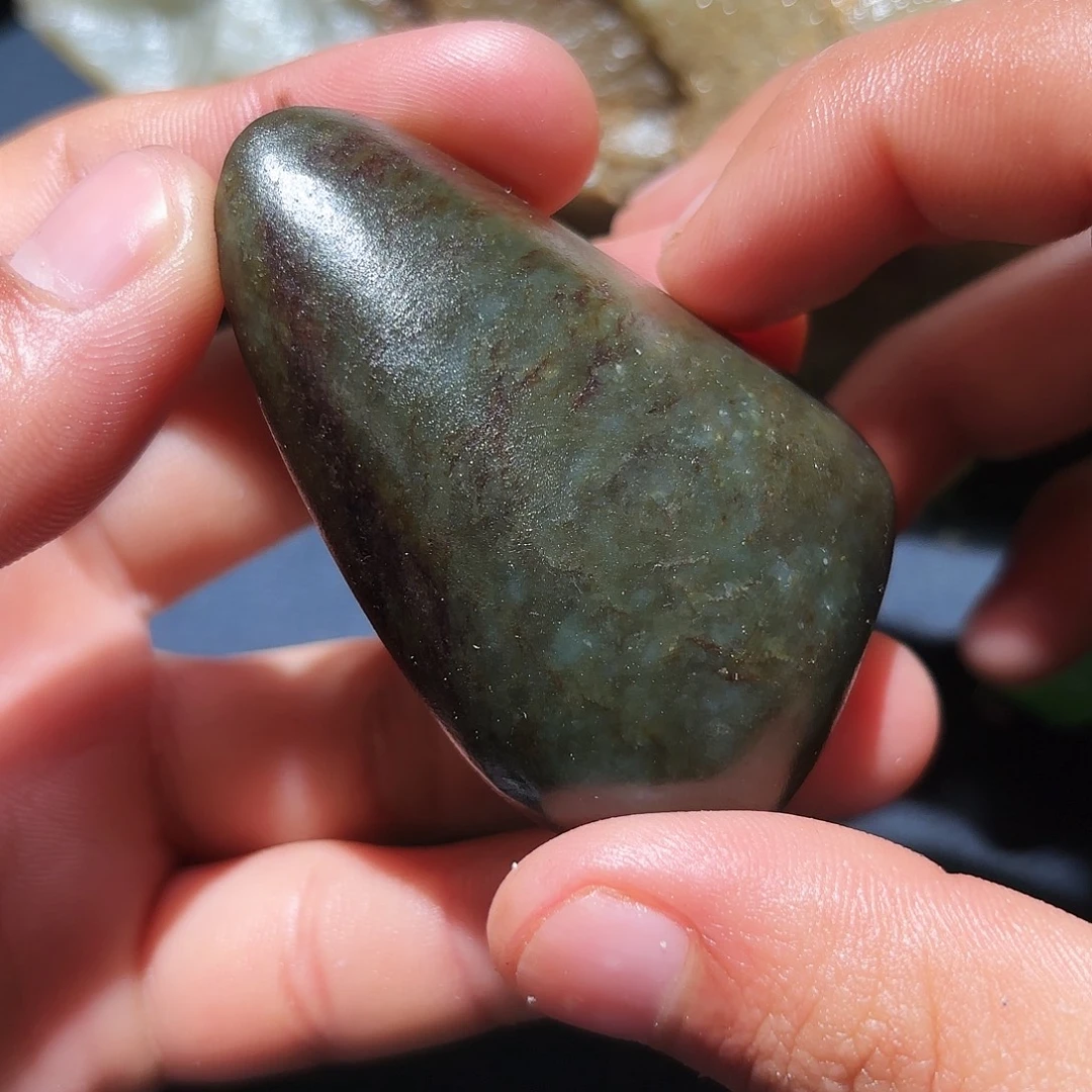 和田玉未镶嵌珠宝奇石