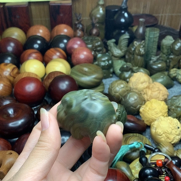 紫檀木类家具阿**?