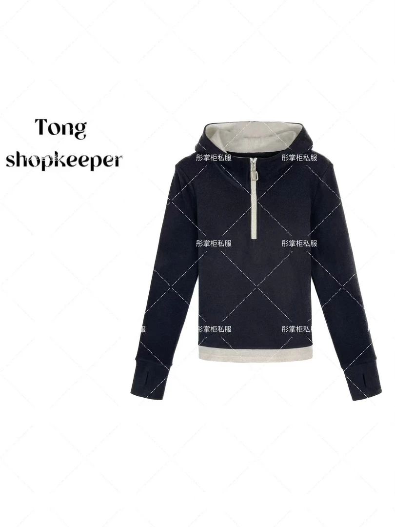 QJ/彤掌柜1681275 ‘’抗起球‘’双面澳绒拼色抽绳简约连帽上衣