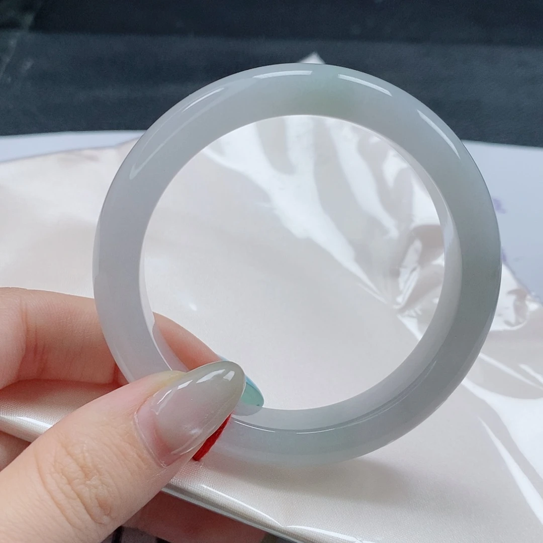 【闪购商品】未镶嵌手镯翡翠519号