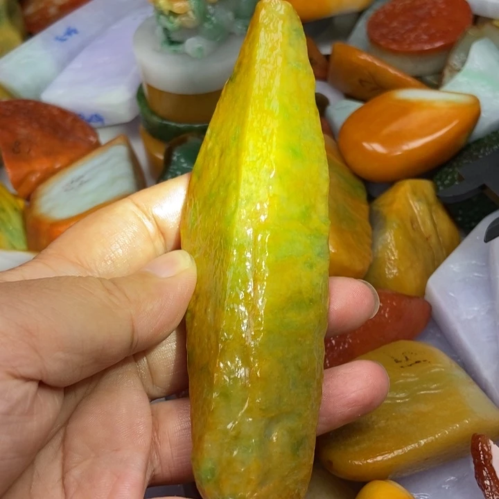 翡翠挂件未镶嵌缅甸翡翠