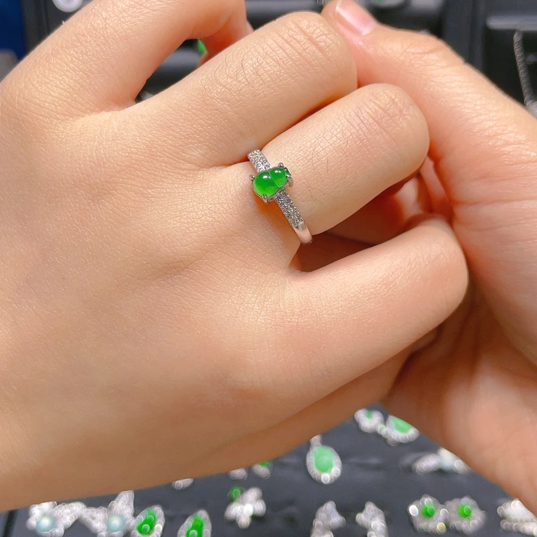 翡翠戒指银S925镶嵌戒指