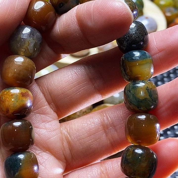 冂***口玛瑙/玉髓未镶嵌颈饰