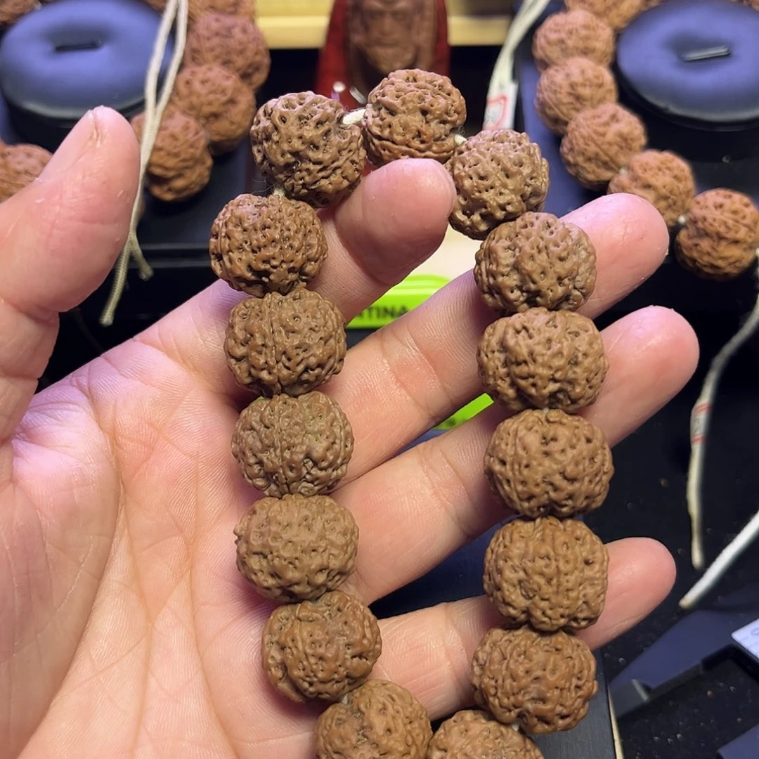 两****金刚菩提手串20蜂王