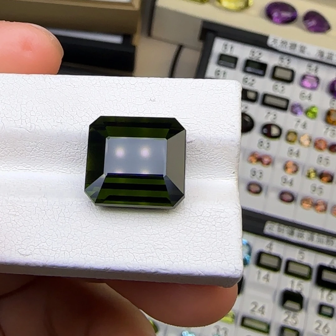 碧玺珠宝半成品未镶嵌天然13.55克拉