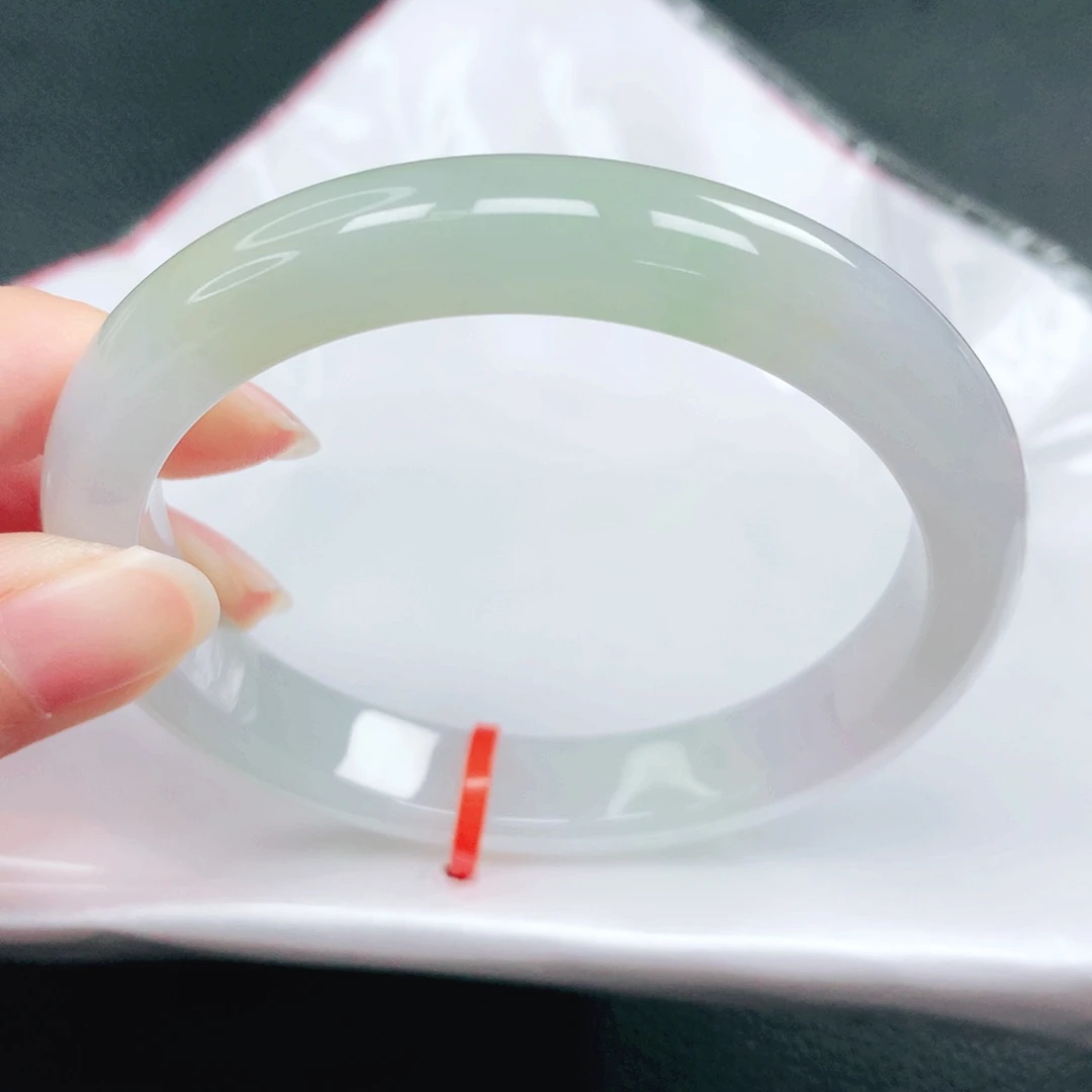 翡翠未镶嵌手镯60圈