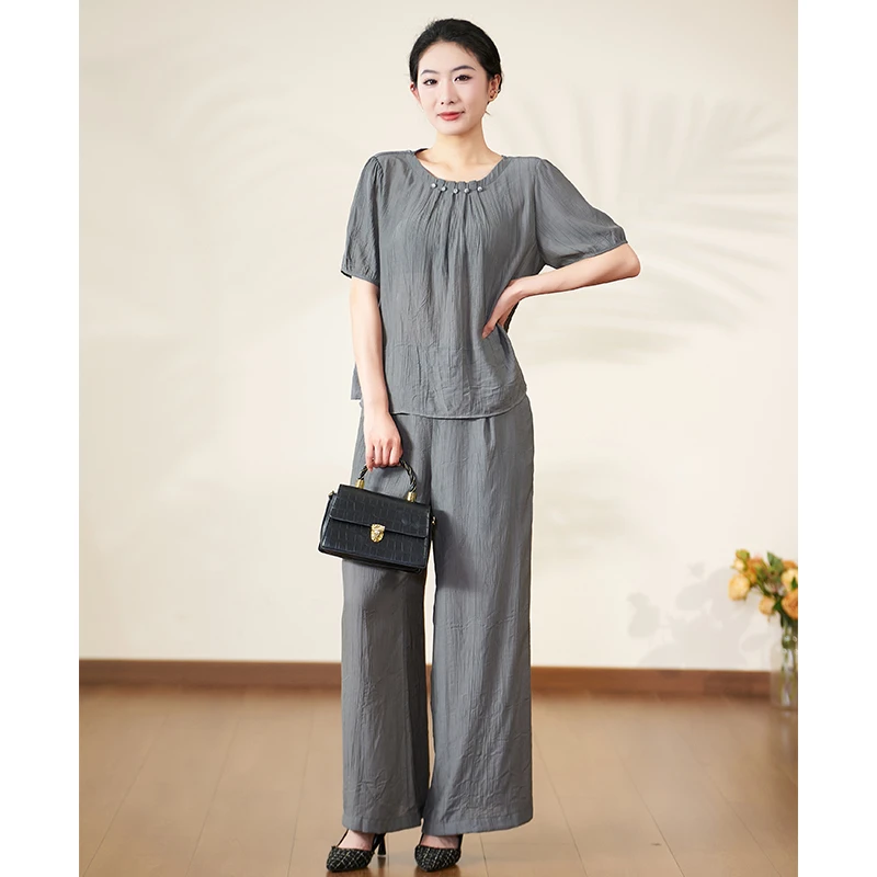 迪欧芙2025年秋新款灰色圆领时尚气质两件套上衣裤子女#XTZ18319