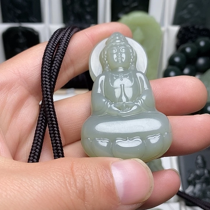 和田玉（青白玉）未镶嵌颈饰