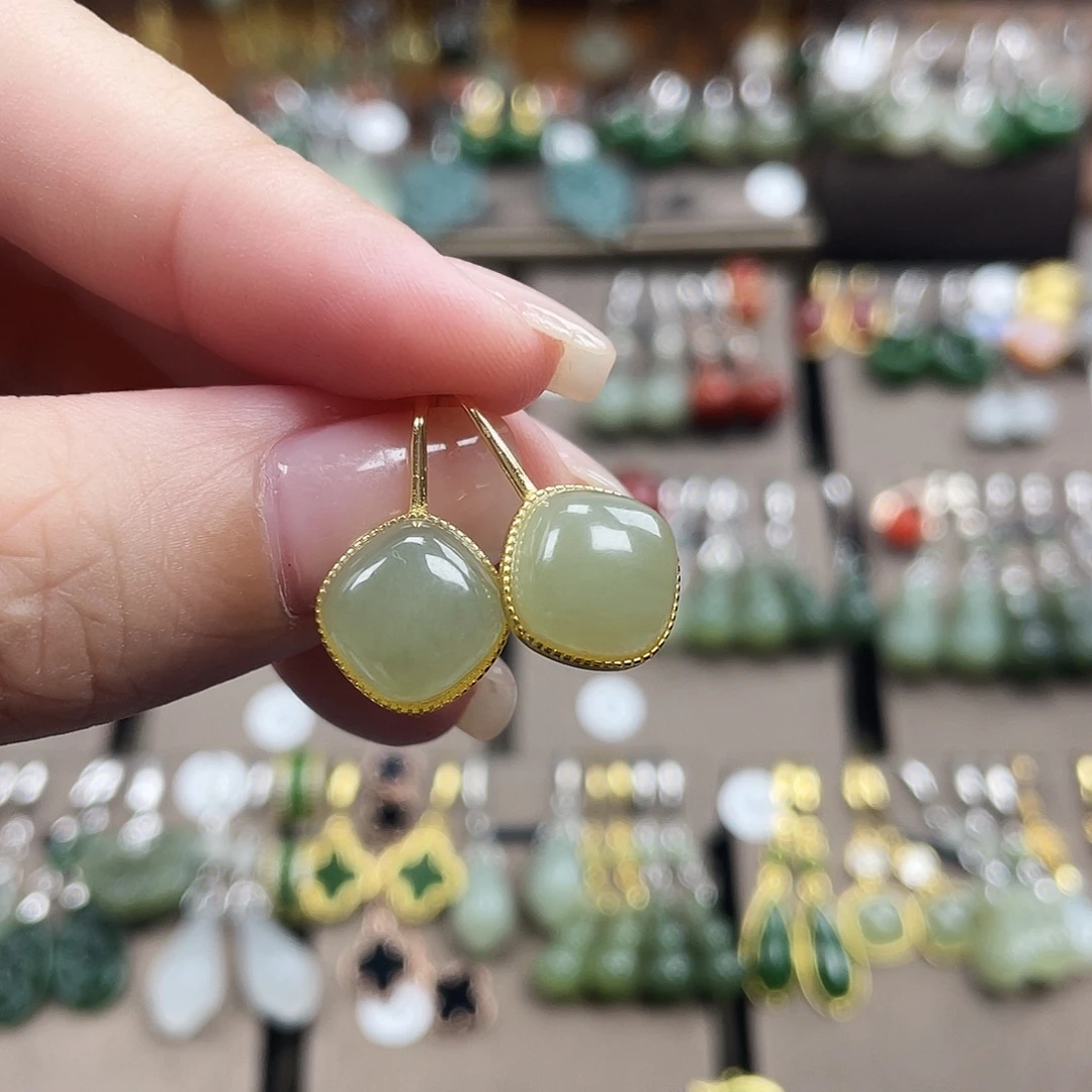 和田玉银S925镶嵌耳饰