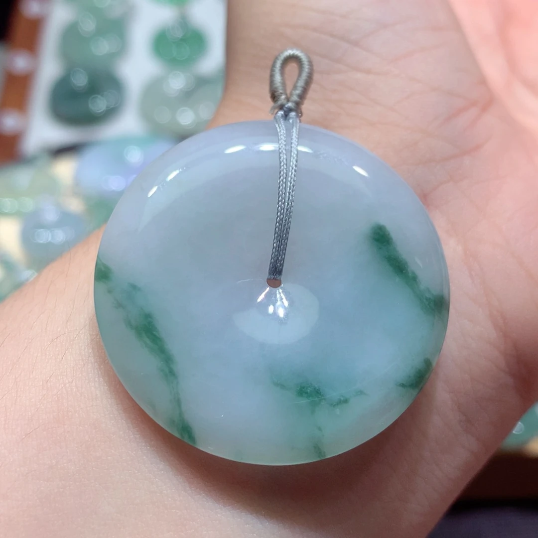 翡翠未镶嵌颈饰26