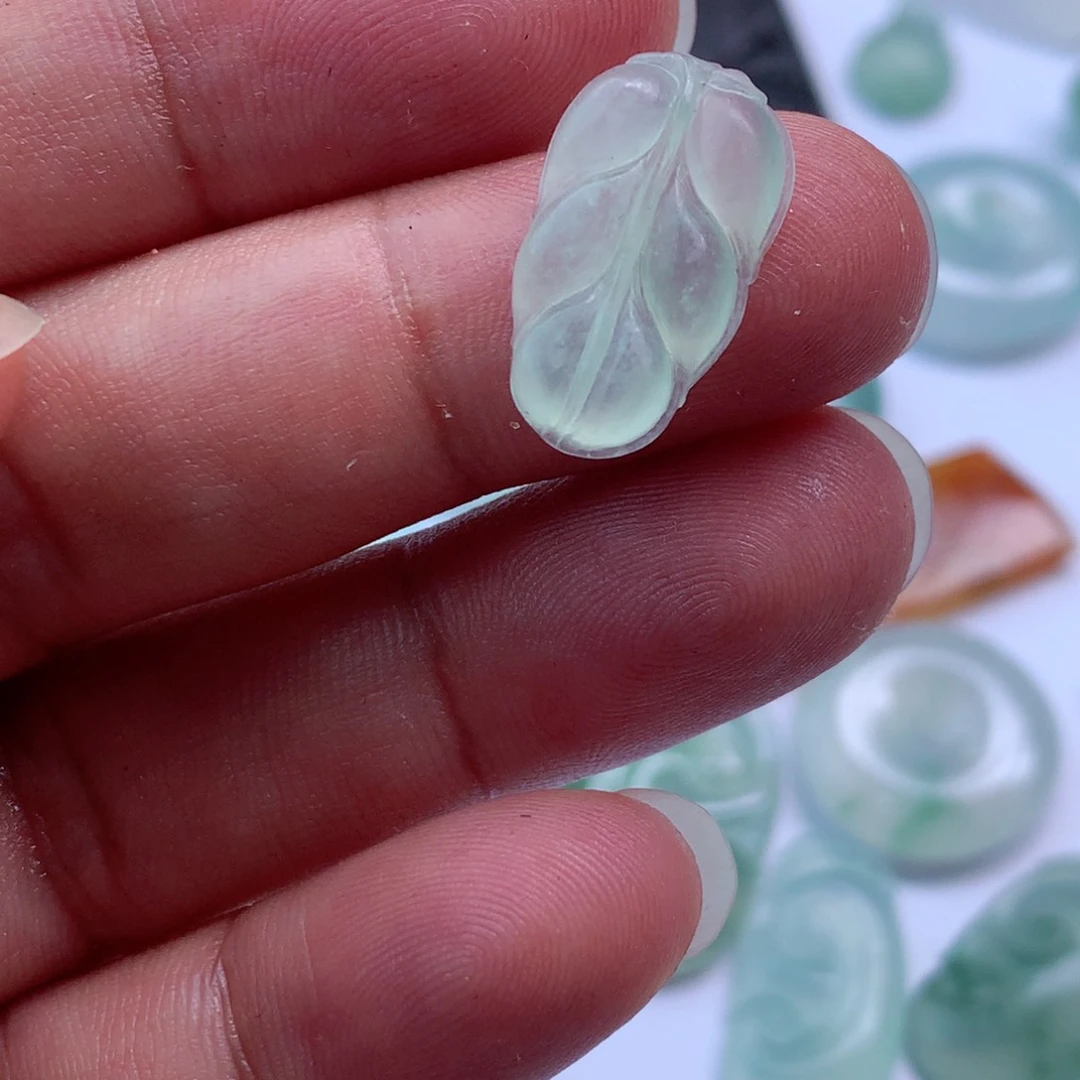 定制翡翠未镶嵌包工