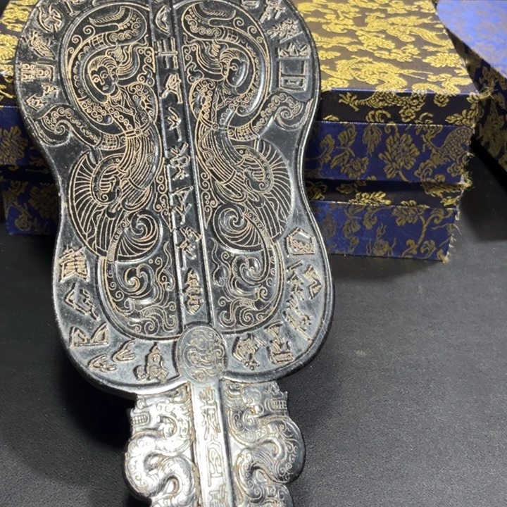 底槽青周官方链接支持七天无理由。